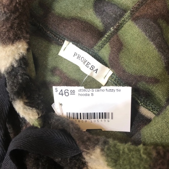 Promesa Camo Fuzzy Hoodie Small - Picture 4 of 4